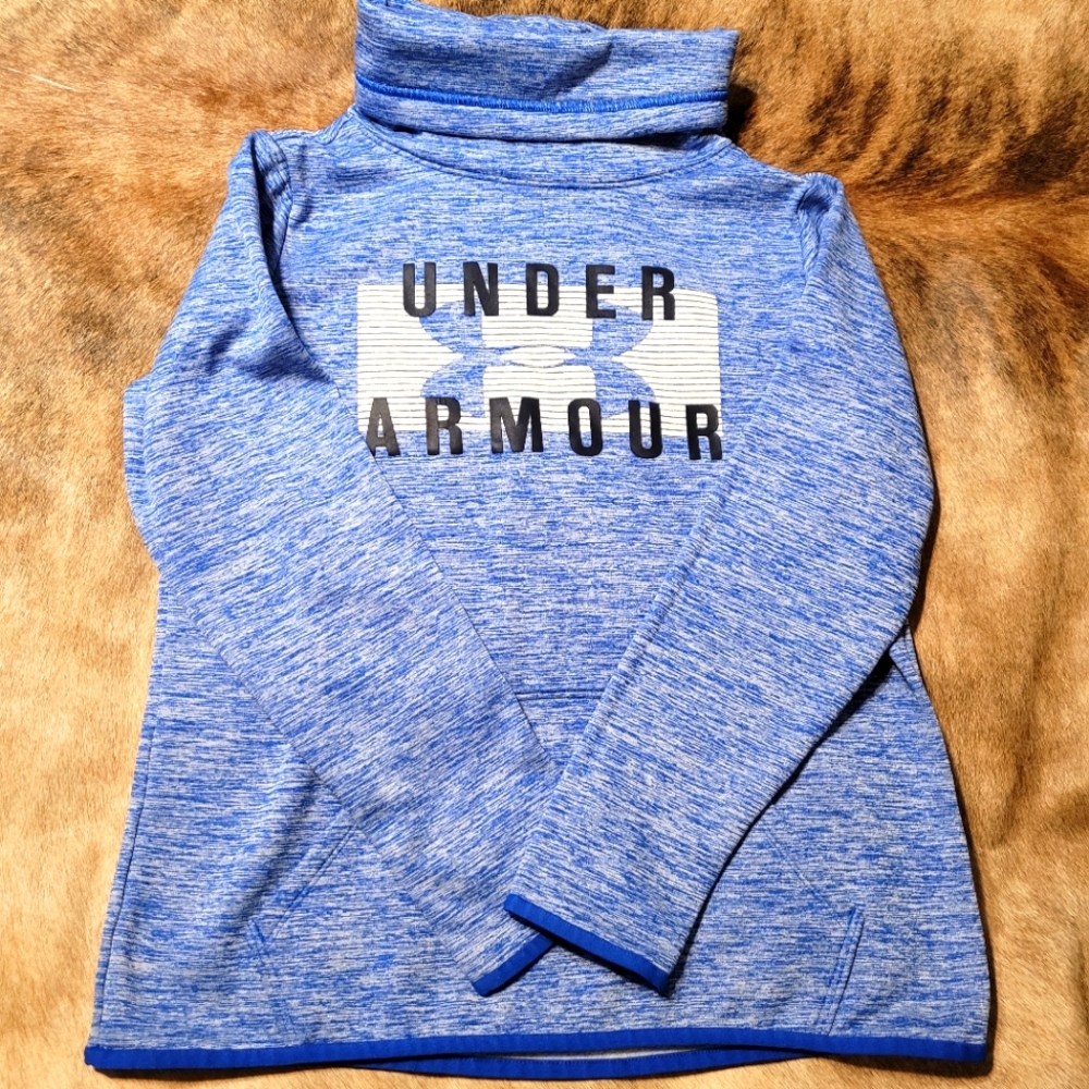 Under Armour Sweatshirt
